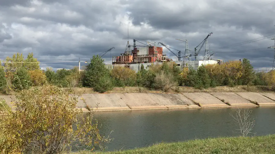 Surroundings-00-unfinished-reactors